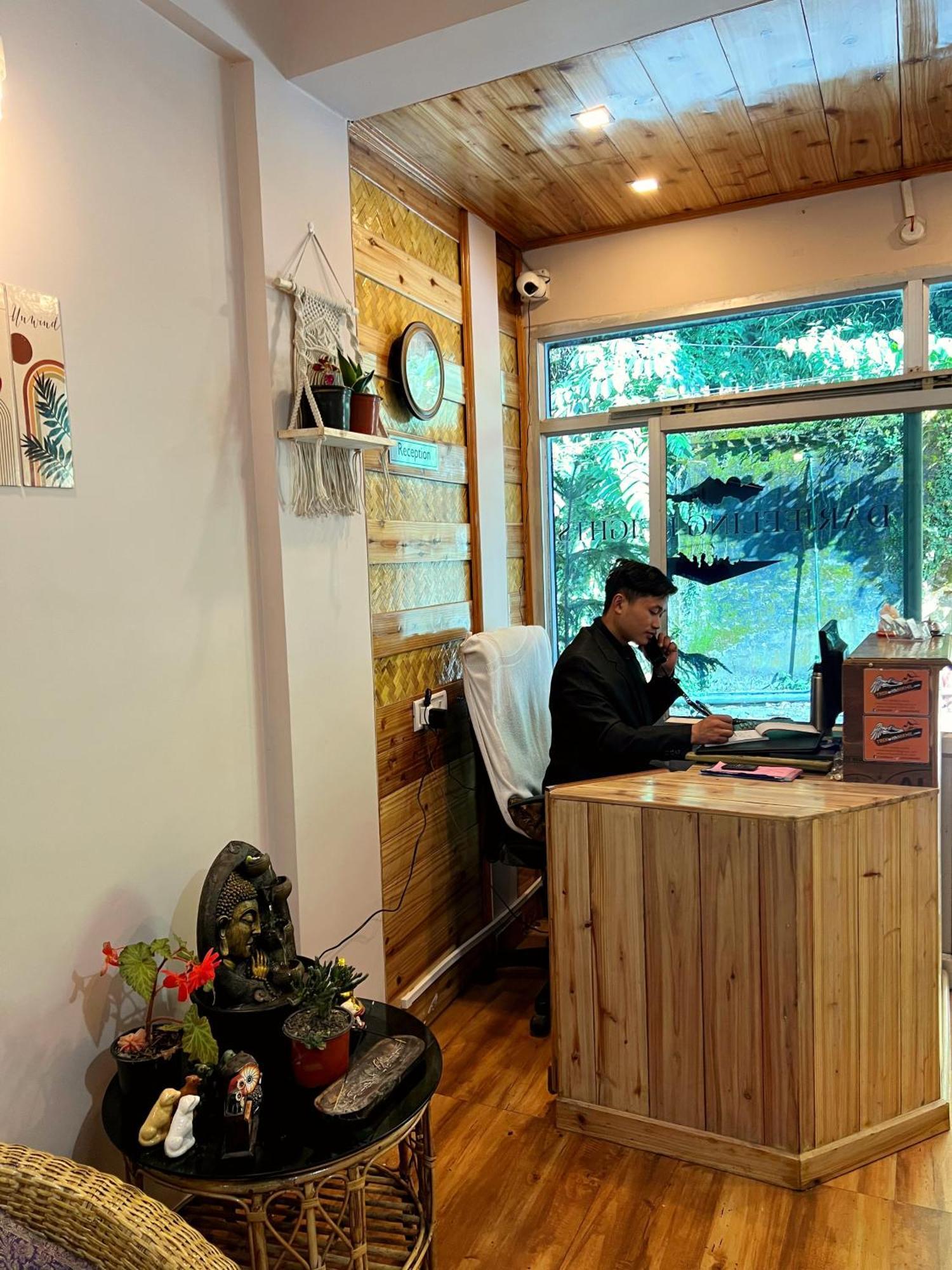 Darjeeling Heights - A Boutique Mountain View Homestay Екстериор снимка