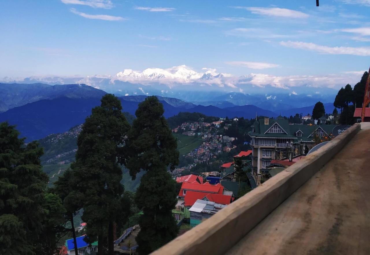 Darjeeling Heights - A Boutique Mountain View Homestay Екстериор снимка